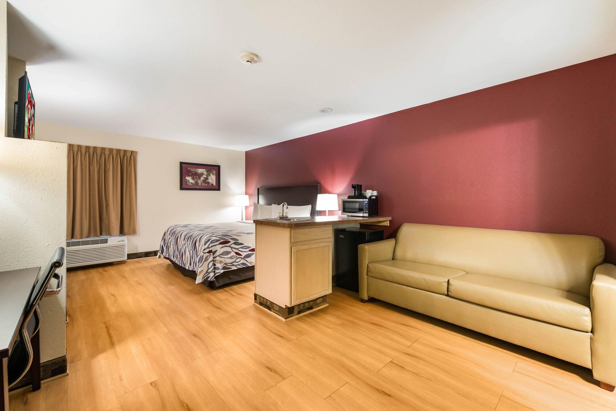 Red Roof Inn & Suites Monee Bagian luar foto