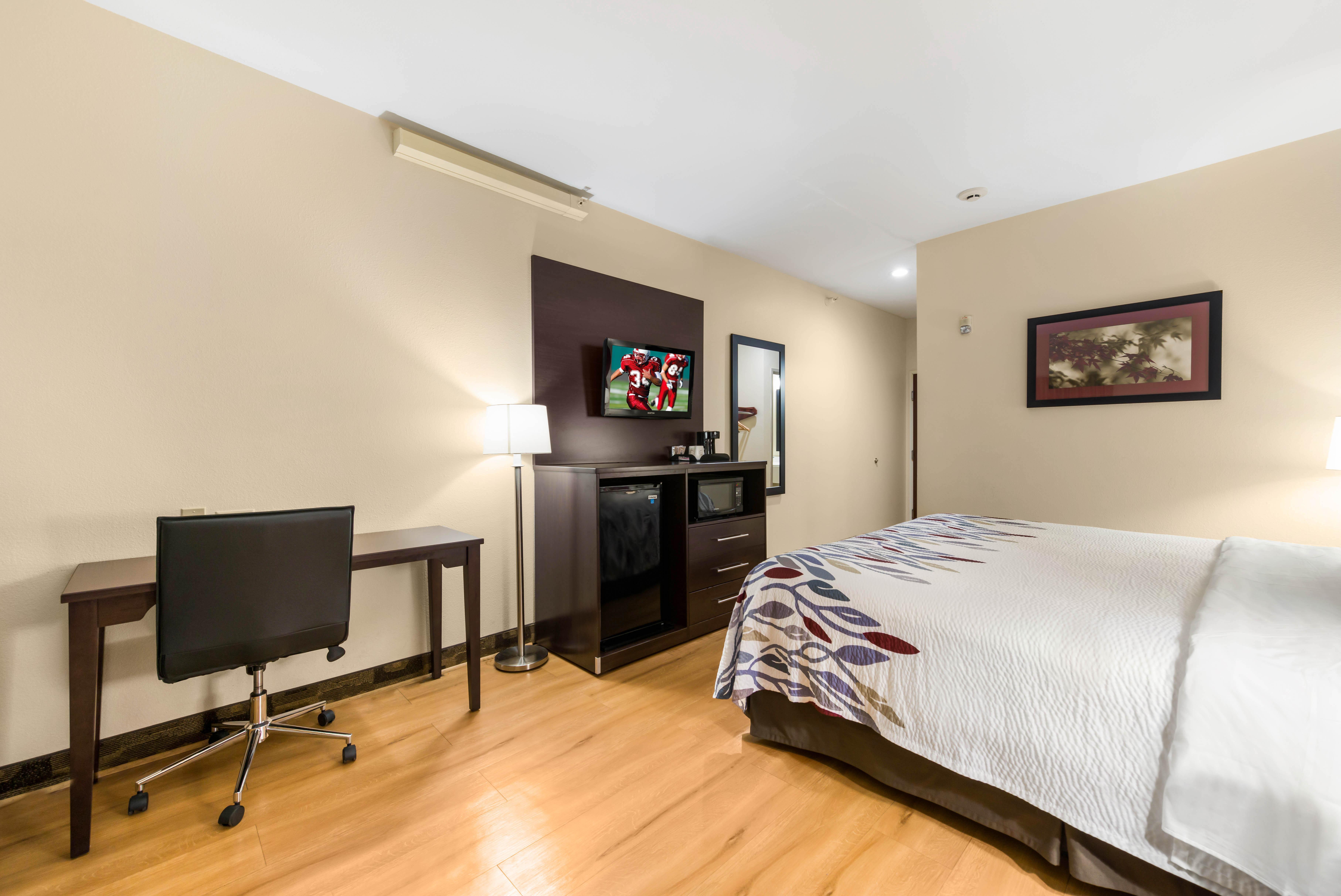 Red Roof Inn & Suites Monee Bagian luar foto