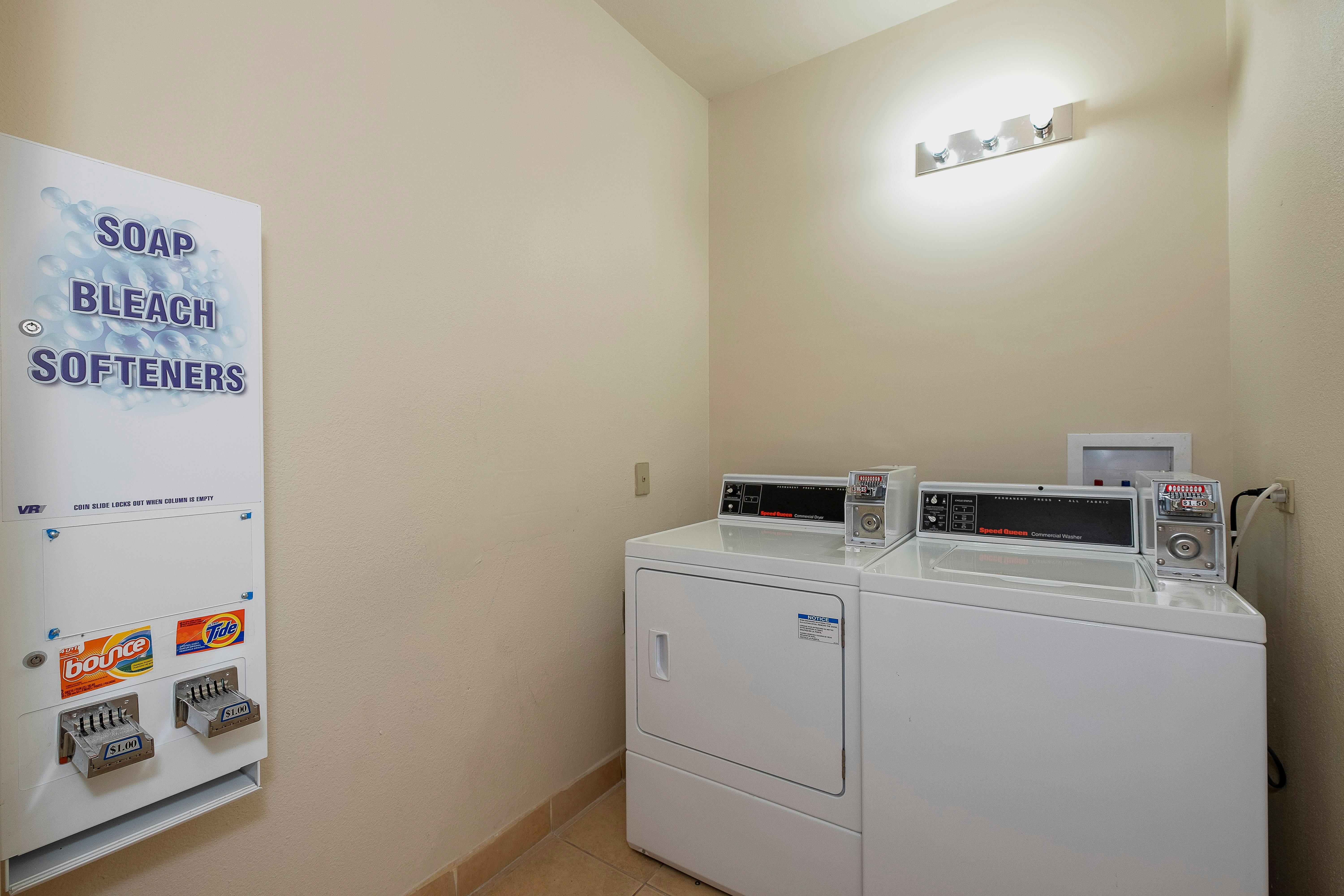 Red Roof Inn & Suites Monee Bagian luar foto