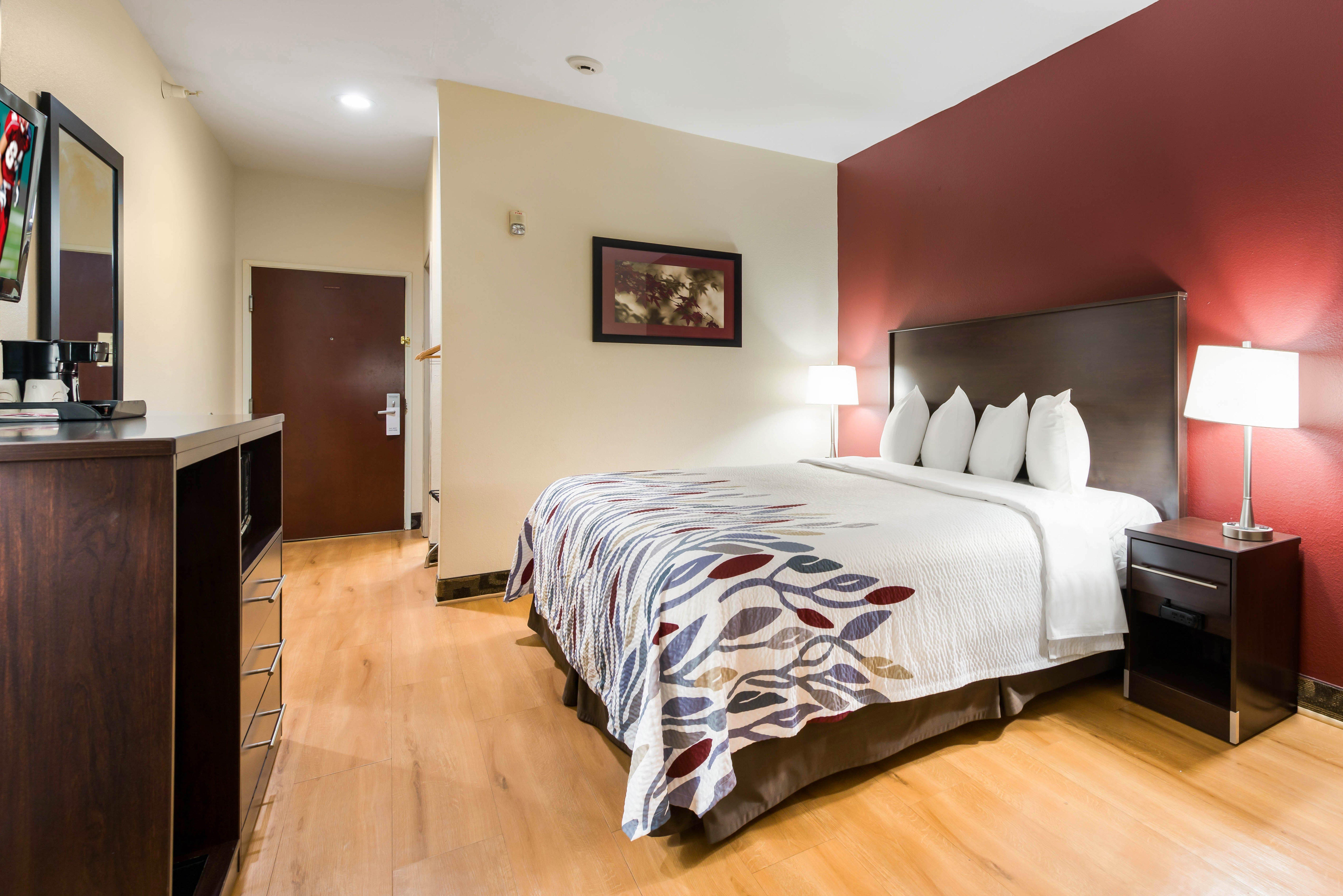Red Roof Inn & Suites Monee Bagian luar foto