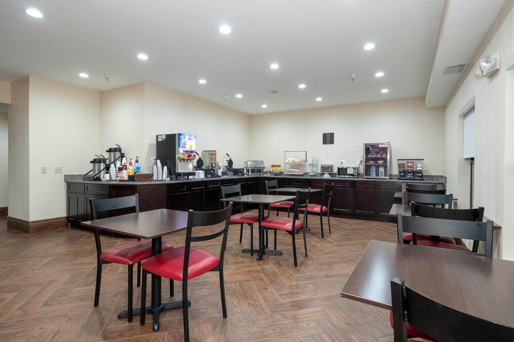 Red Roof Inn & Suites Monee Bagian luar foto